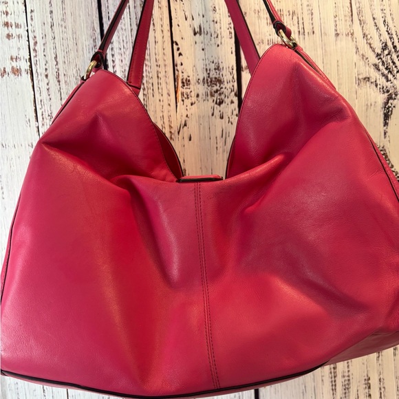 Elegant Pink Coach Madison Carlyle Leather Women's Bag - Picture 2 of 5